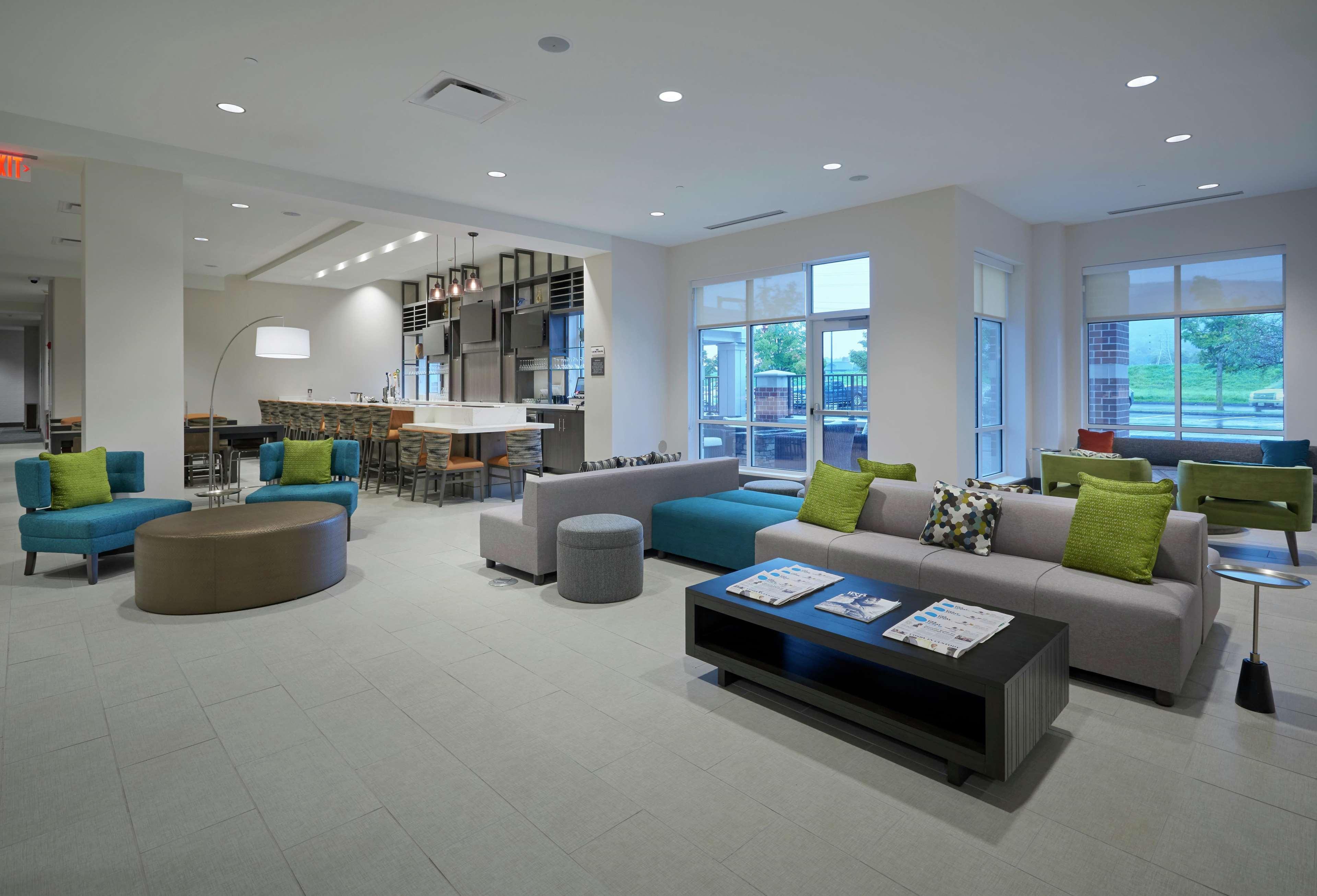 Hilton Garden Inn Corning Downtown Exteriör bild